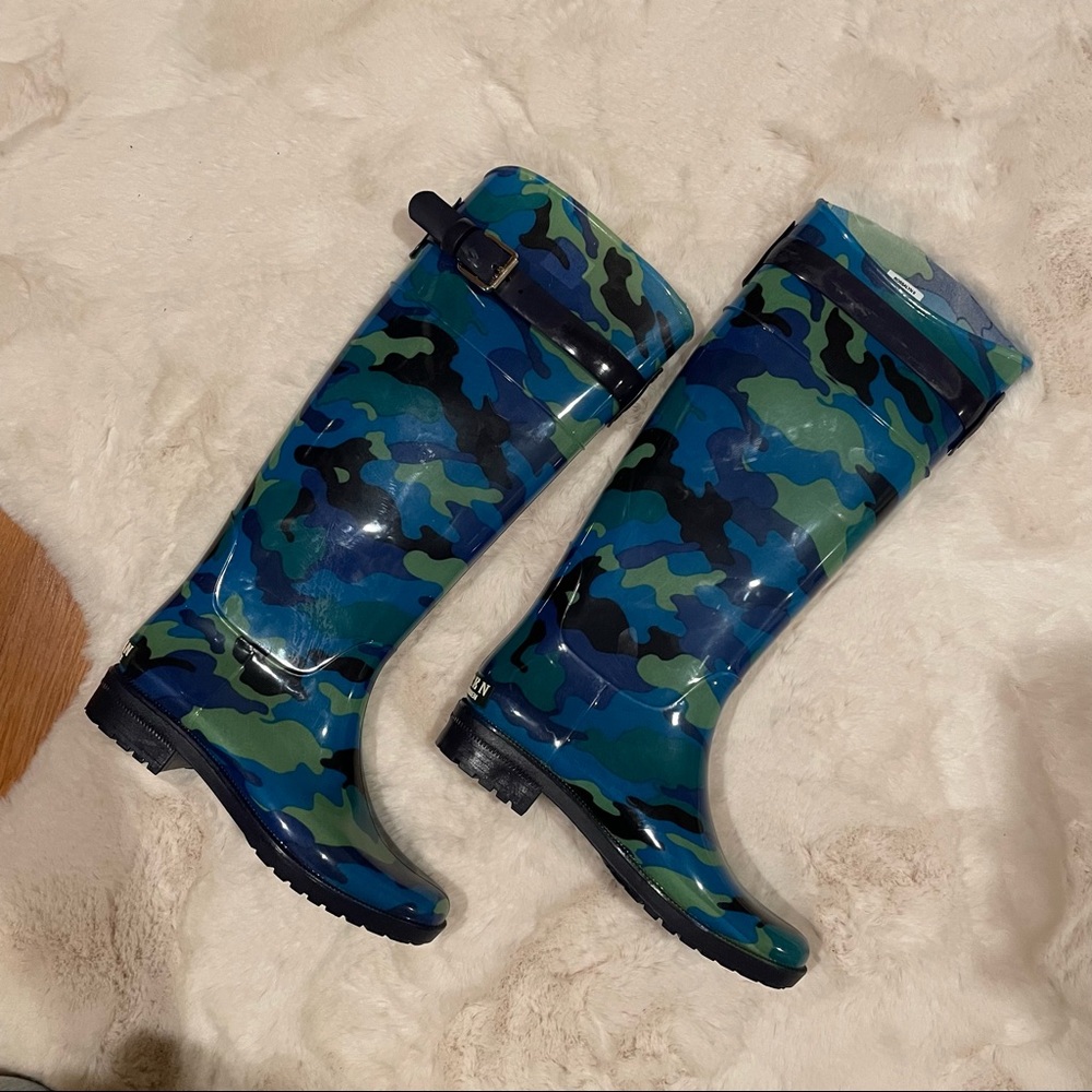 LRL ‘Rossalyn’ Rain-boot - Picture 2 of 6